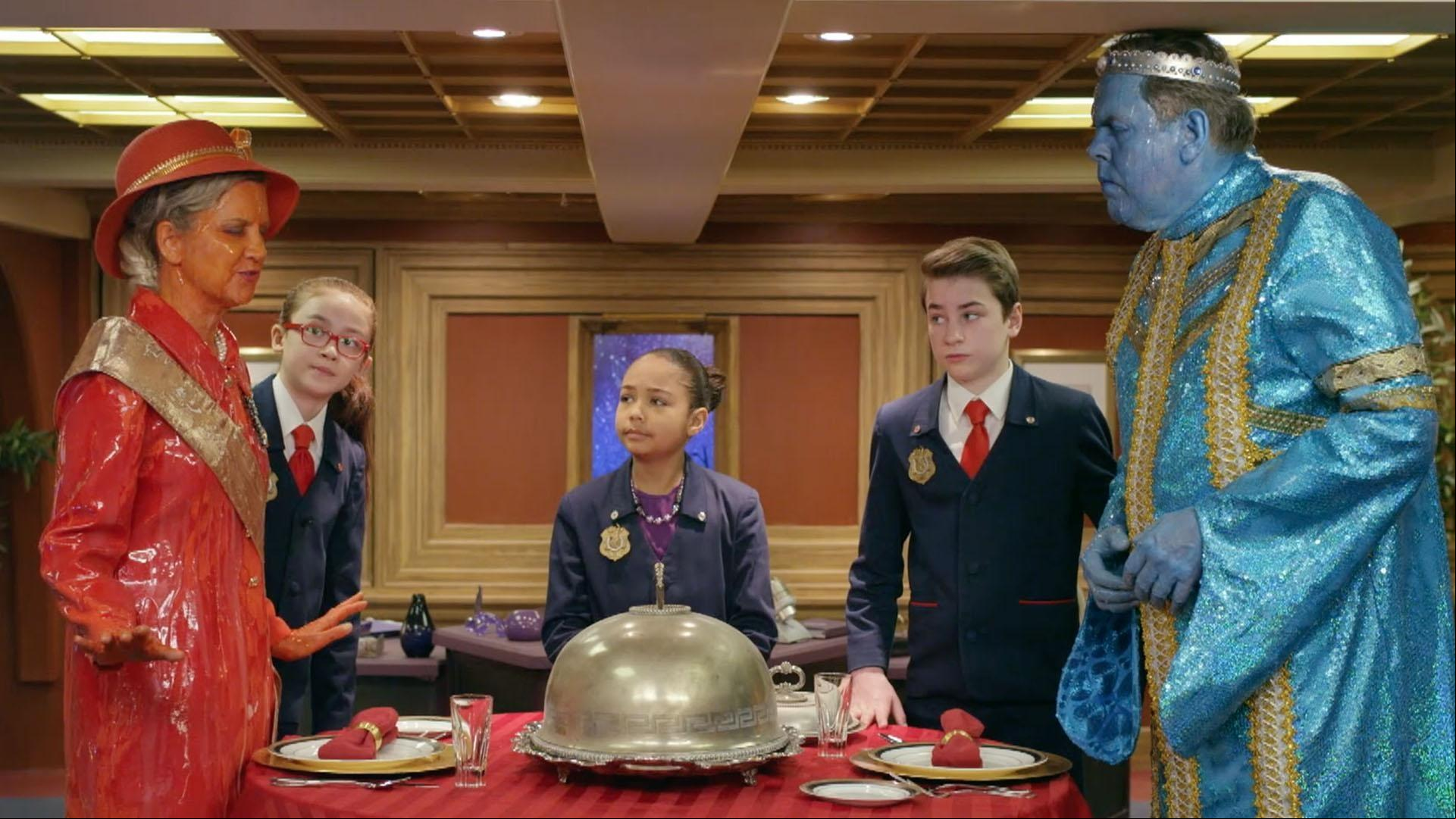 Olympia and Otis help feuding guests call a truce. / Ms. O leaves HQ in some weird hands.