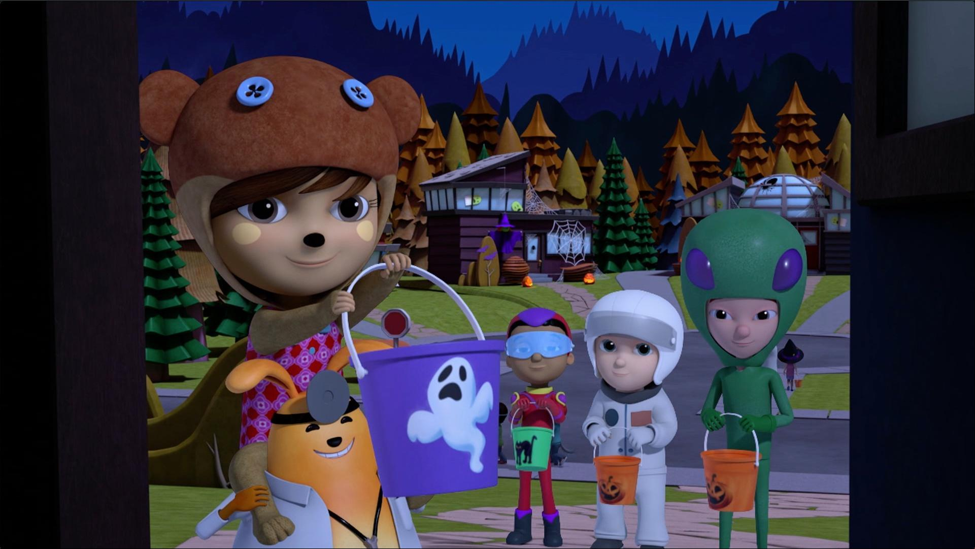 Jet enjoys his first Halloween. /Carrot and Celery create a haunted house in their garage.