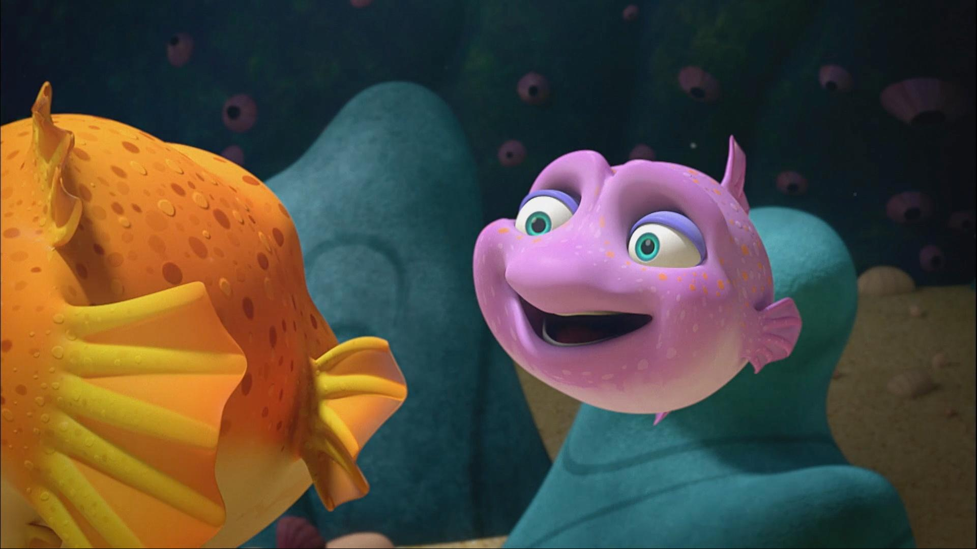 Dunk makes a new pufferfish friend. / Splash experiences his first earthquake.